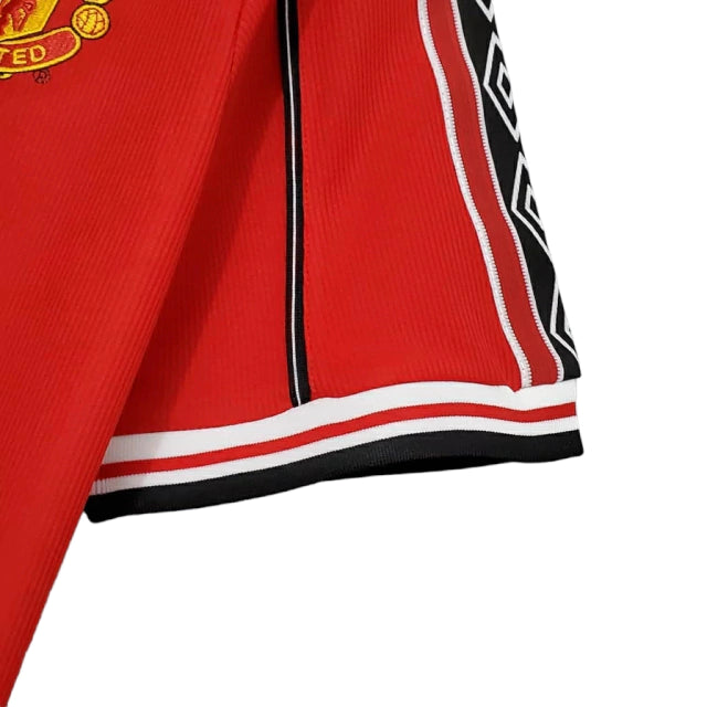 camisa-manchester-united-retro-1998-1999-vermelha-umbro