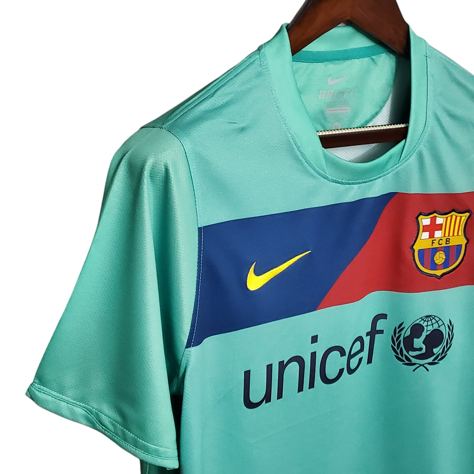 camisa-retr-barcelona-ii-10-11-masculina-nike-verde