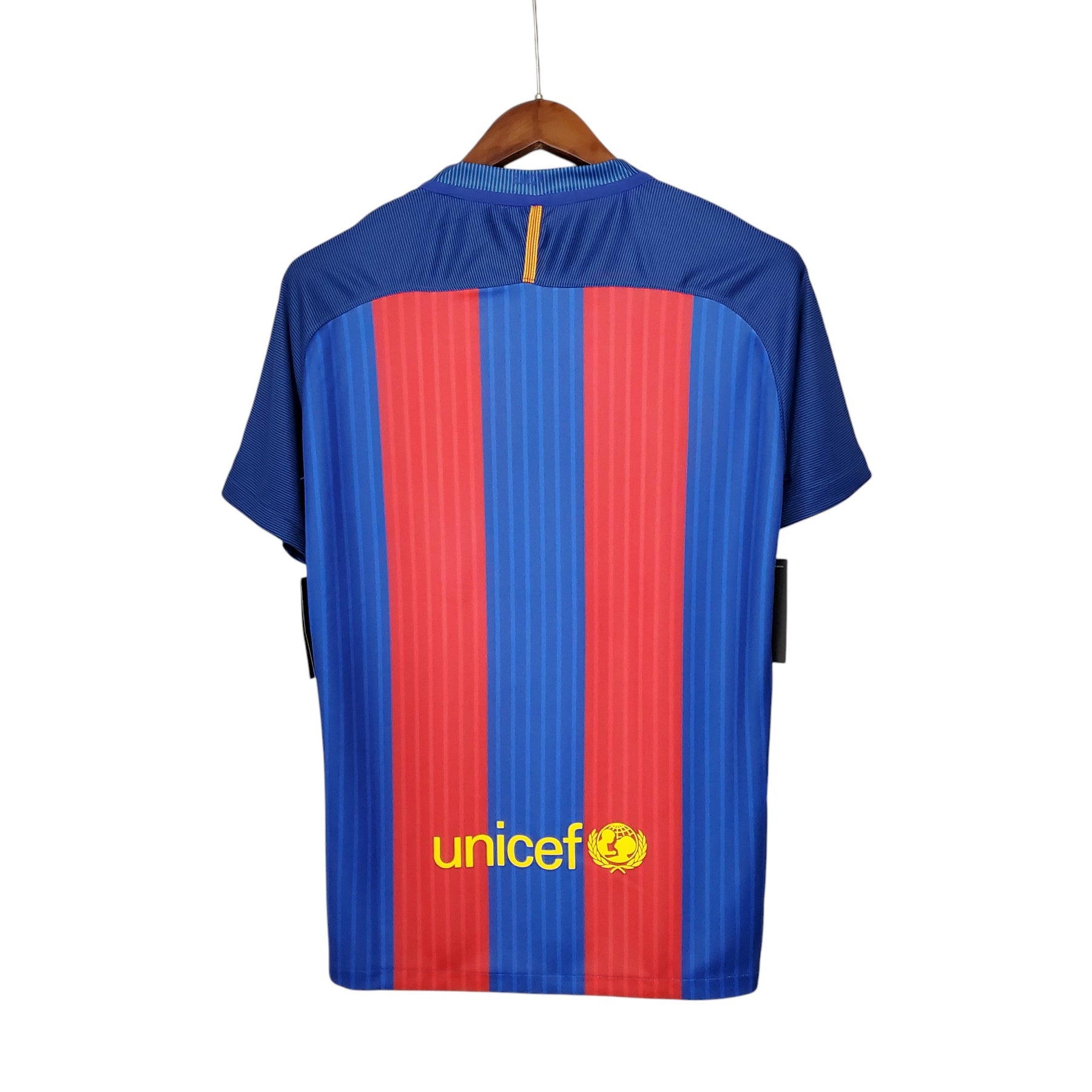 camisa-retro-barcelona-16-17-masculina-nike-azul-e-vermelha