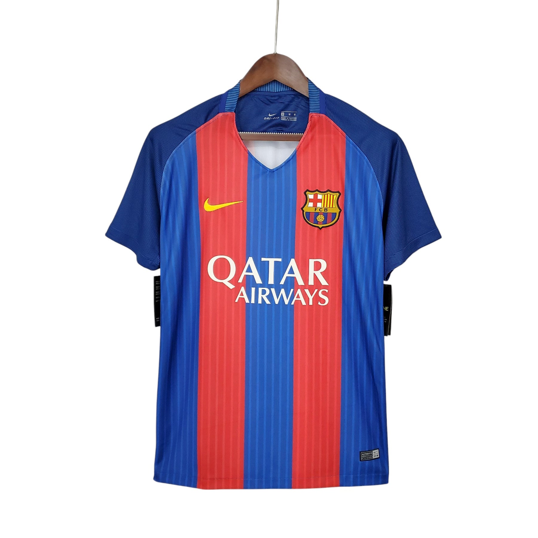 camisa-retro-barcelona-16-17-masculina-nike-azul-e-vermelha