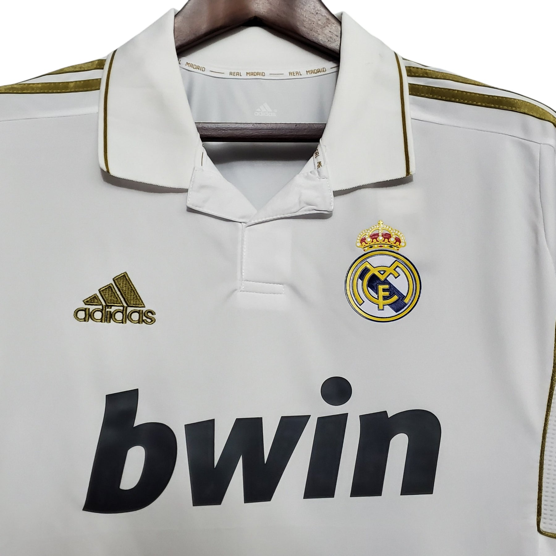 camisa-retro-real-madrid-11-12-masculina-adidas-branca