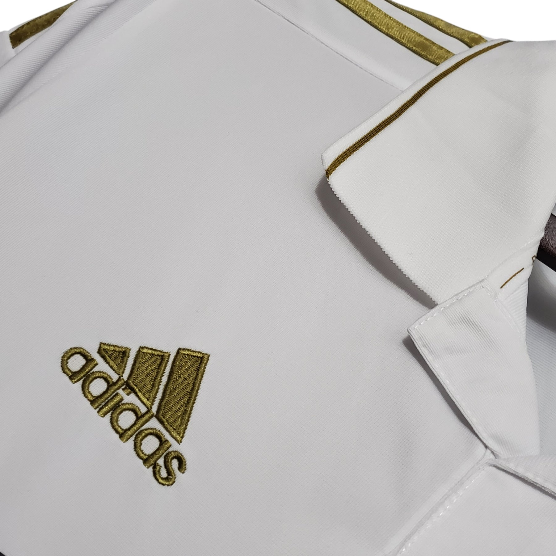 camisa-retro-real-madrid-11-12-masculina-adidas-branca
