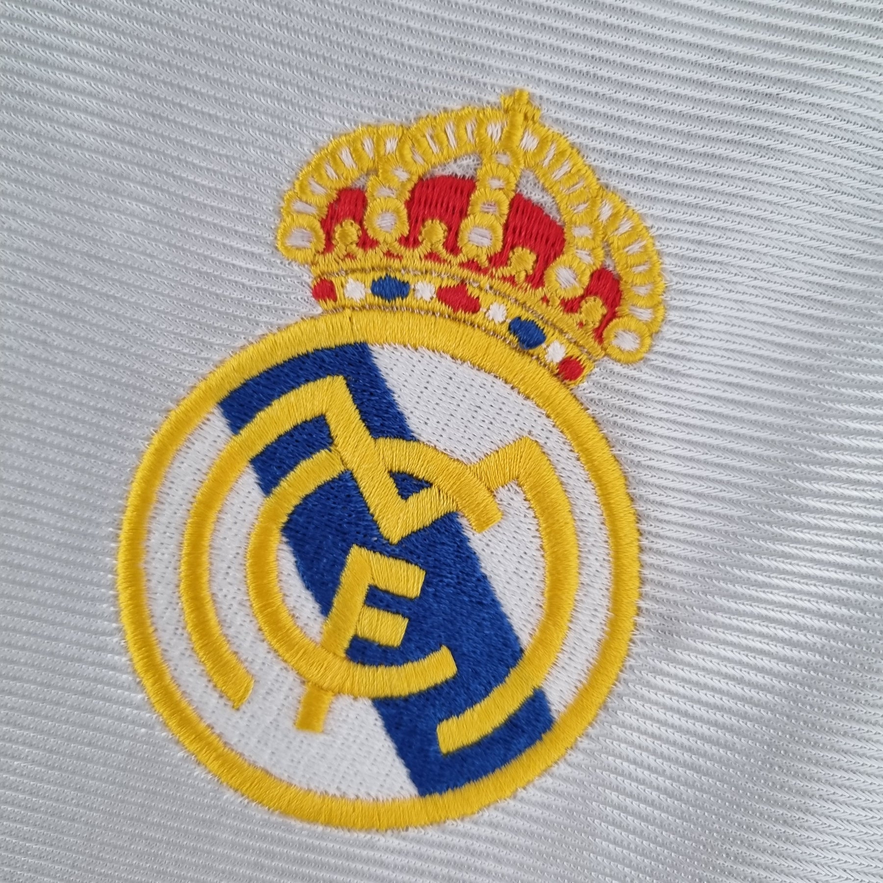 camisa-retro-real-madrid-98-99-masculina-adidas-branca