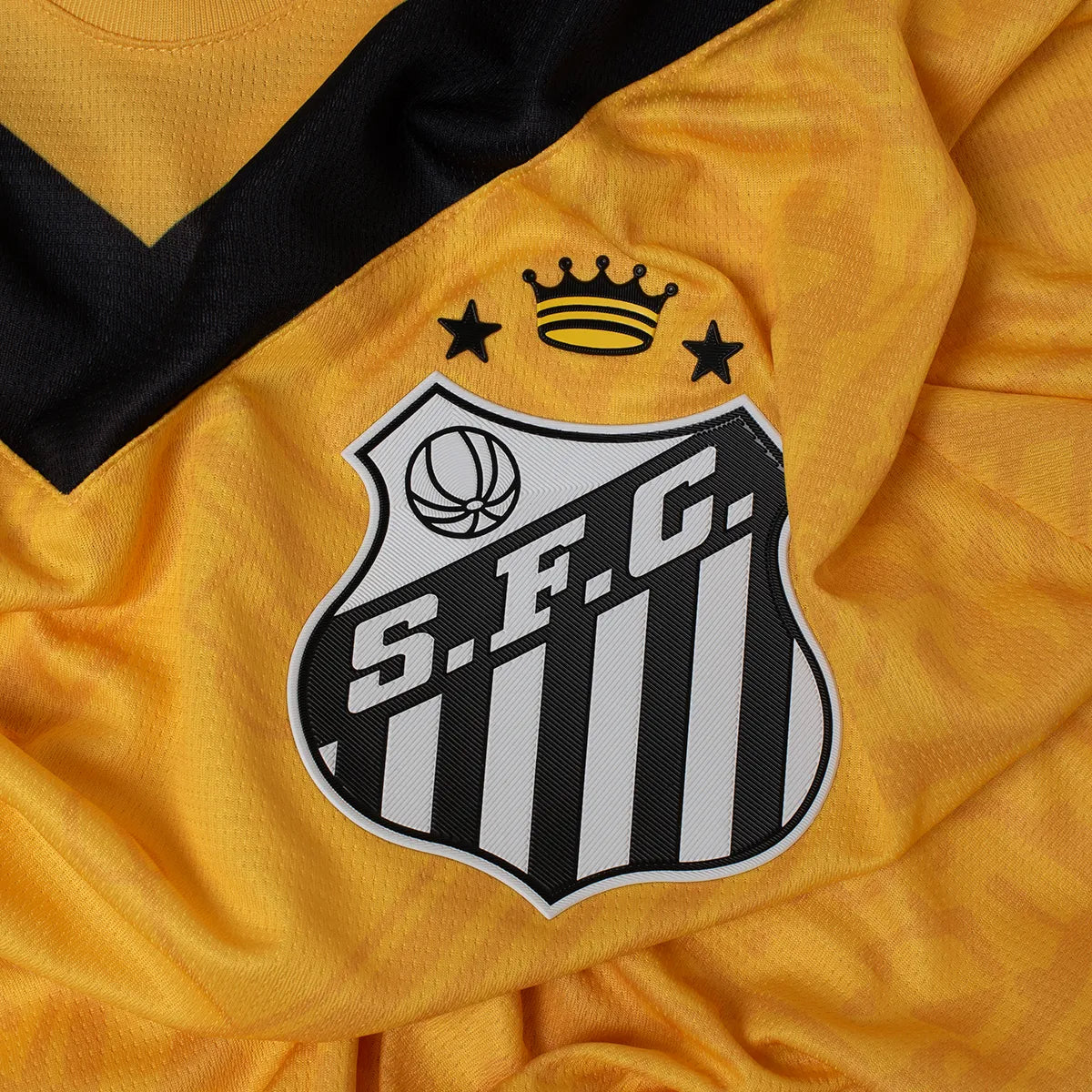 camisa-santos-iii-24-25-torcedor-umbro-masculina-amarela-com-detalhes-em-preto