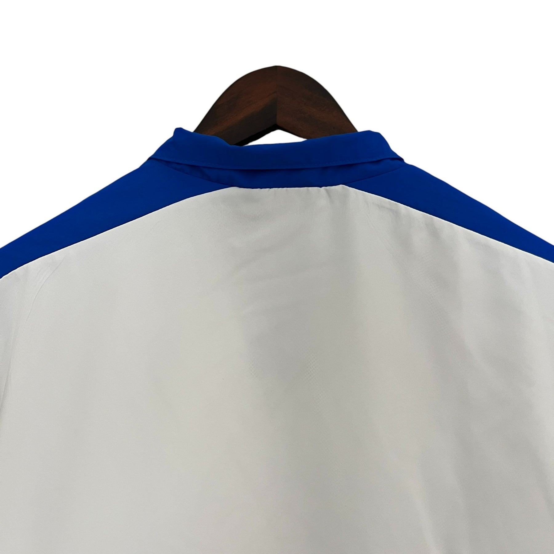 jaqueta-corta-vento-selecao-brasileira-24-25-masculina-nike-branca-e-azul
