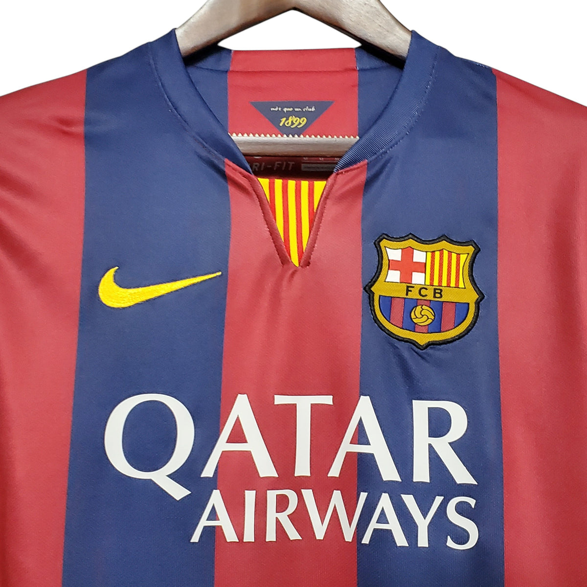 camisa-barcelona-retro-2014-2015-azul-e-grena-nike