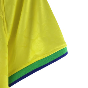 camisa-i-selecao-brasileira-2022-torcedor-nike-feminina-amarela