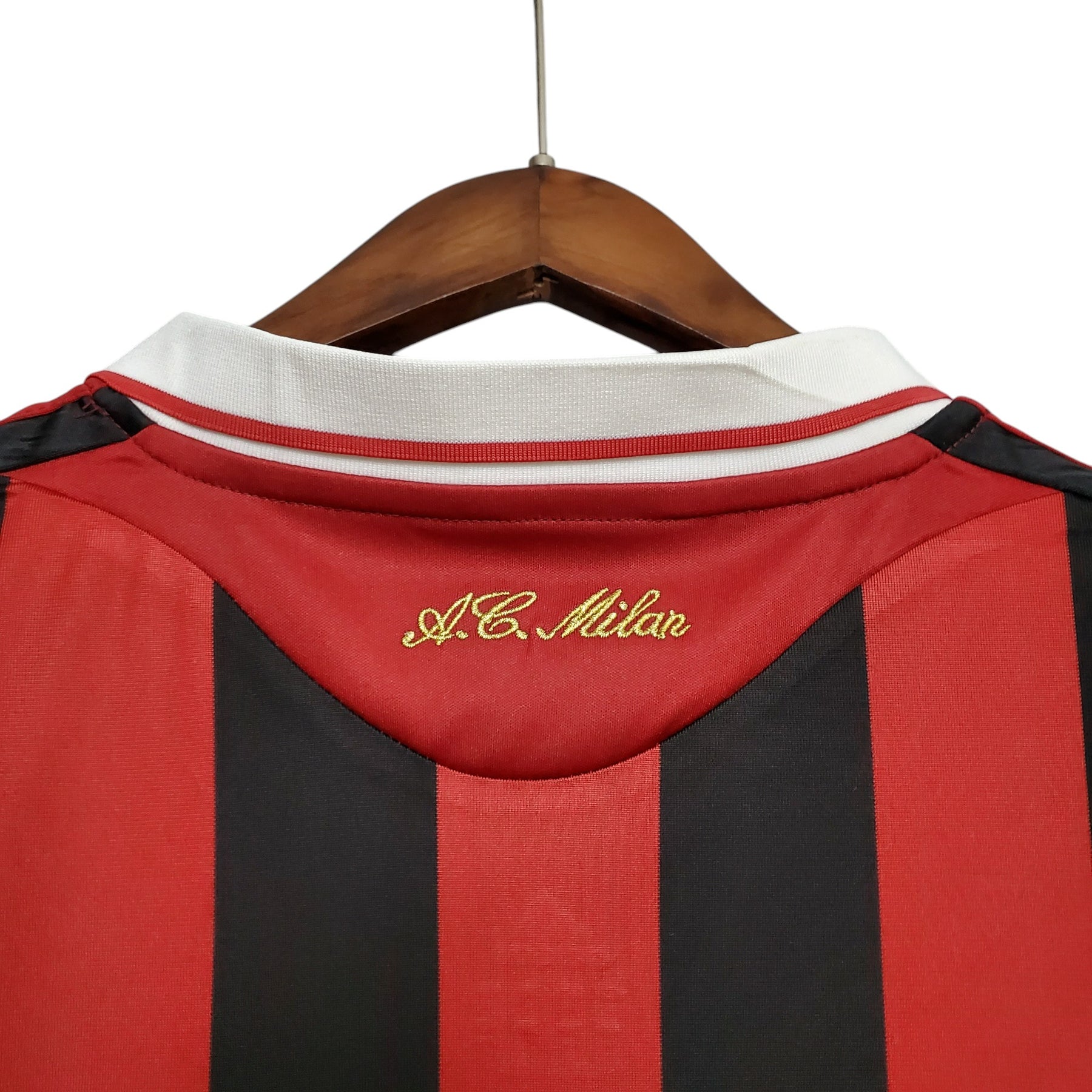 camisa-retro-ac-milan-2009-2010-masculina-adidas-vermelha-e-preta