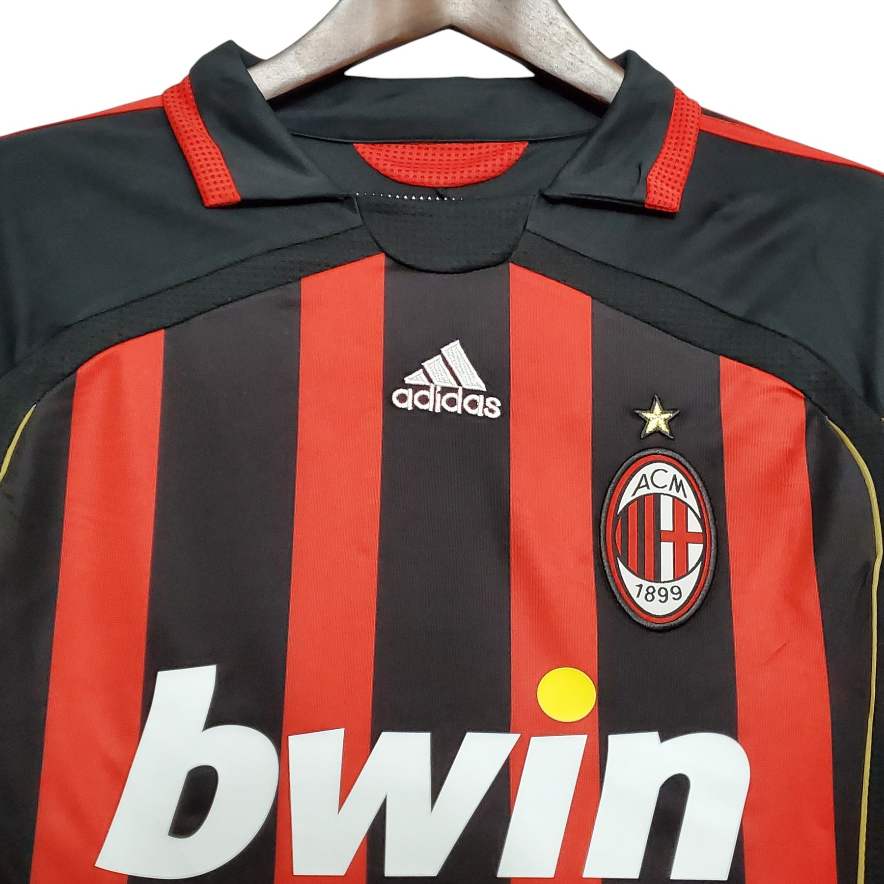 camisa-retro-ac-milan-i-2006-2007-manga-longa-adidas-preta-e-vermelha