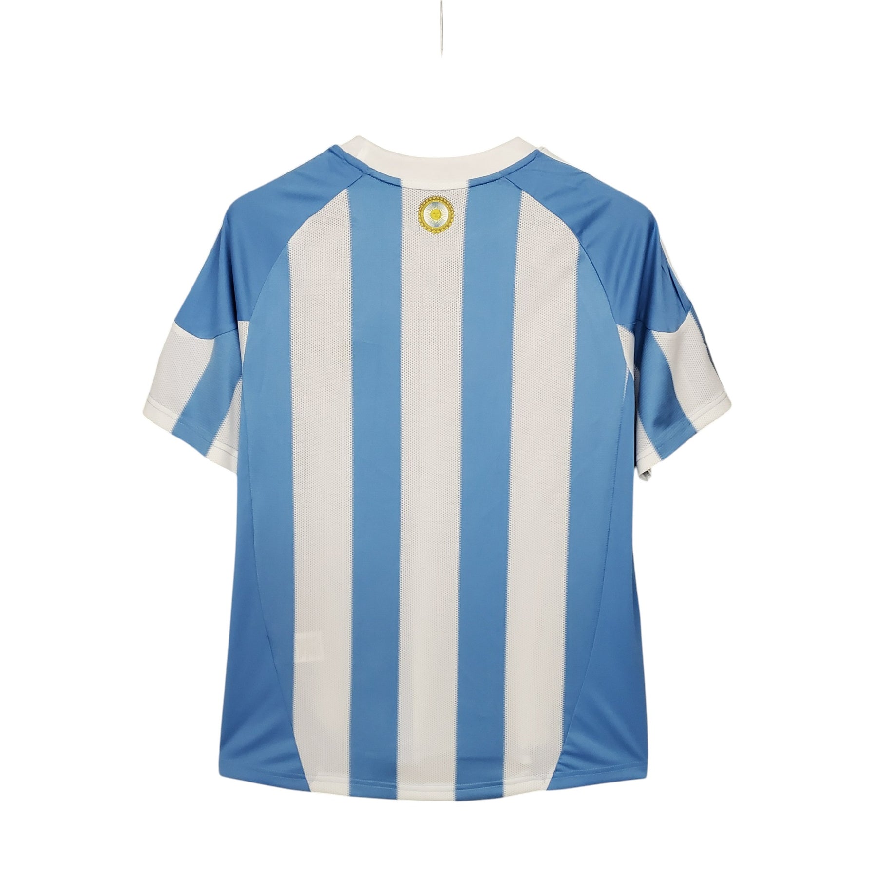 camisa-retro-argentina-2010-masculina-adidas-branca-com-detalhes-em-azul