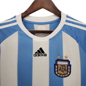 camisa-retro-argentina-2010-masculina-adidas-branca-com-detalhes-em-azul