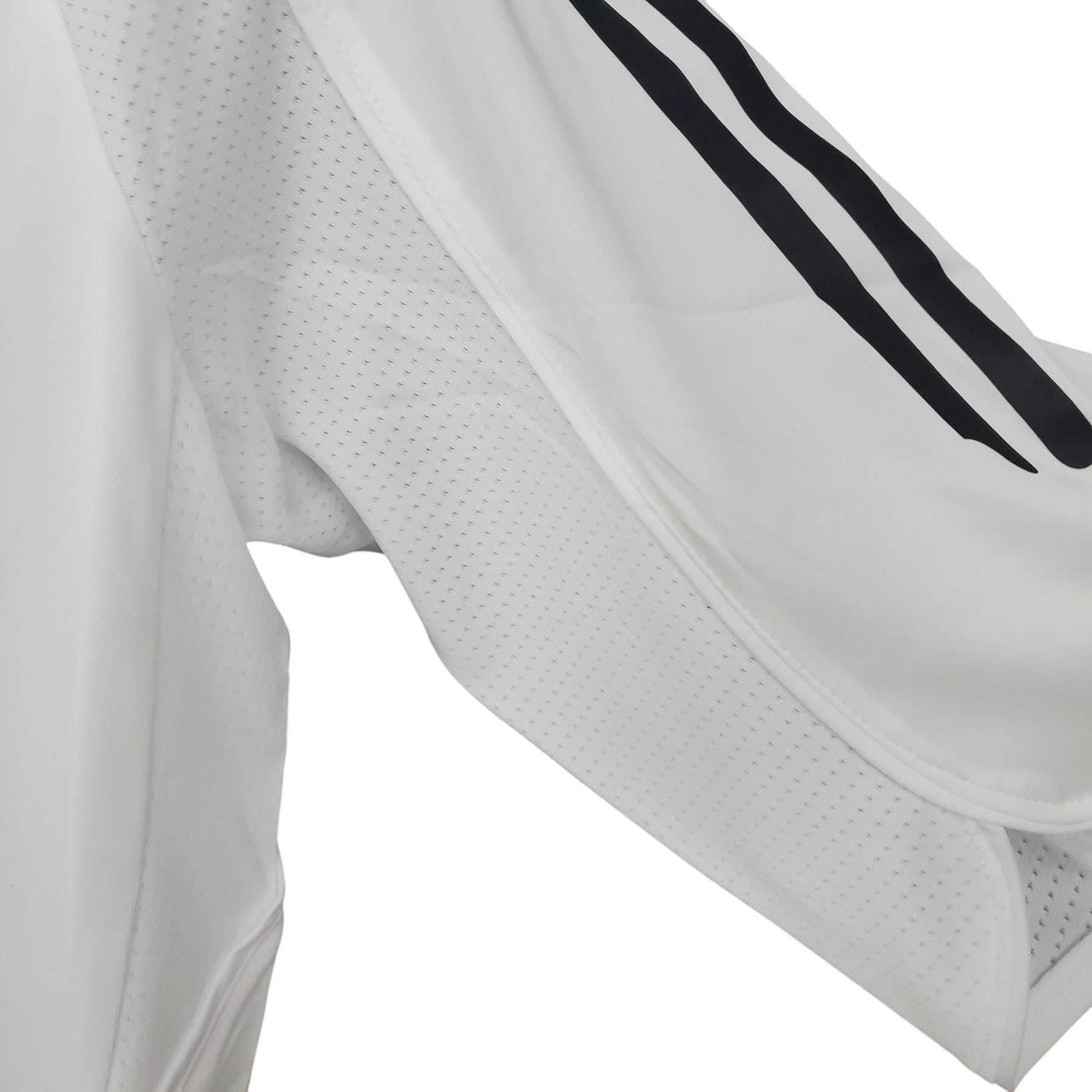 camisa-retro-real-madrid-05-06-masculina-adidas-branca
