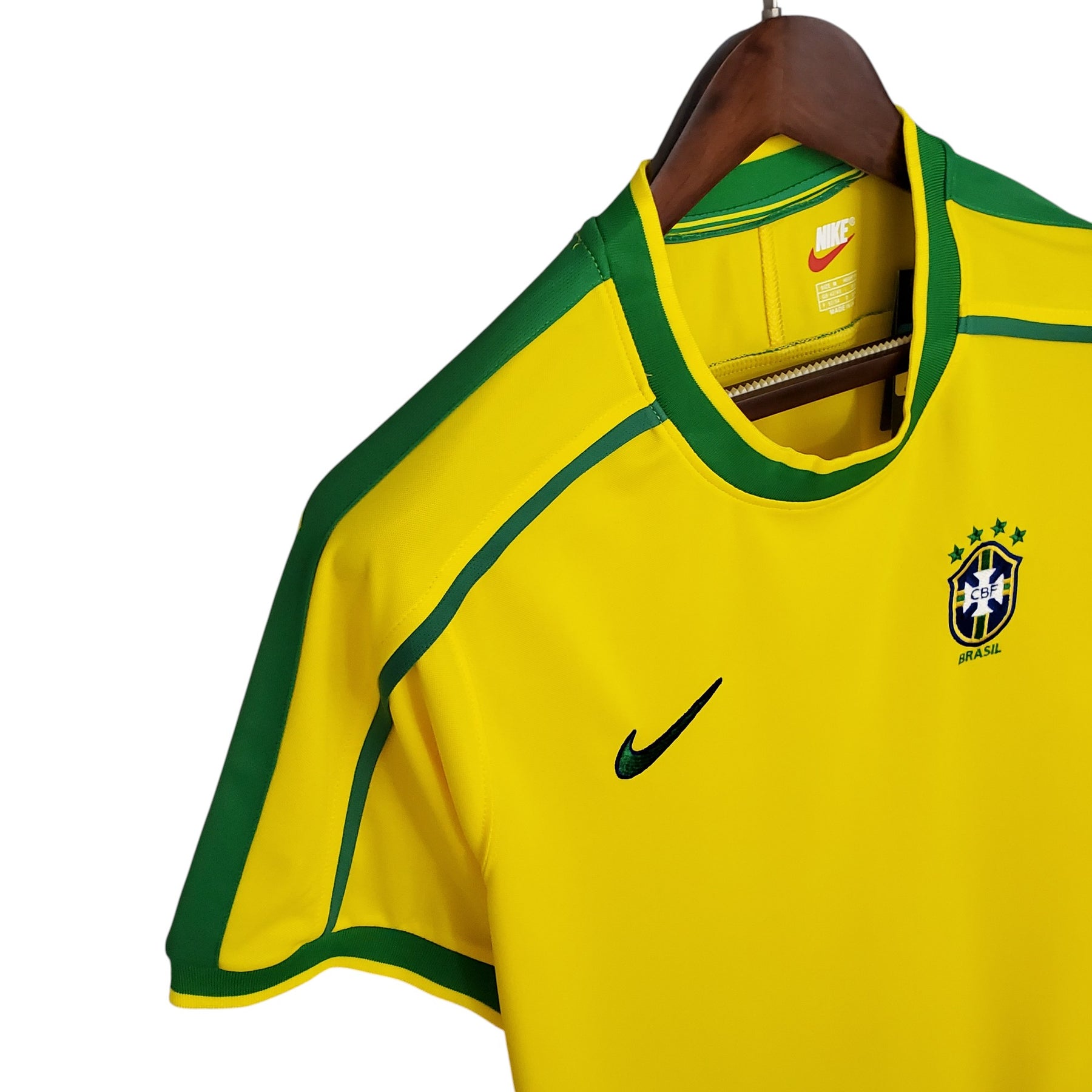 camisa-selecao-brasileiro-retro-1998-nike-torcedor-masculina-amarela