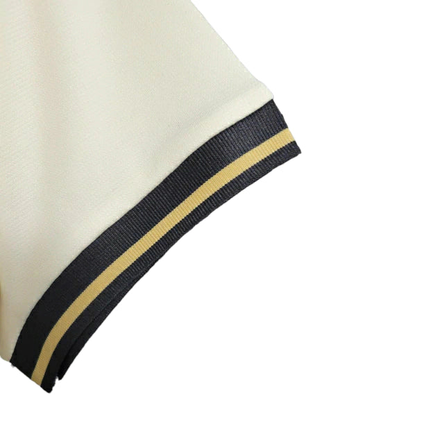 camisa-vasco-da-gama-iii-22-23-torcedor-kappa-feminina-branca-com-detalhes-em-preto-e-dourado