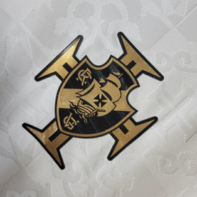 camisa-vasco-da-gama-iii-kappa-torcedor-masculina-branca-com-detalhes-em-dourado-e-preto