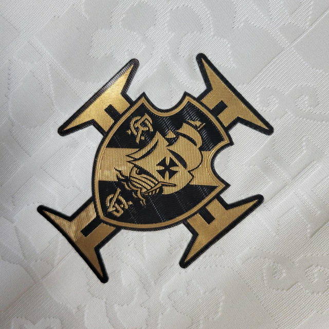 camisa-vasco-da-gama-iii-kappa-torcedor-masculina-branca-com-detalhes-em-dourado-e-preto