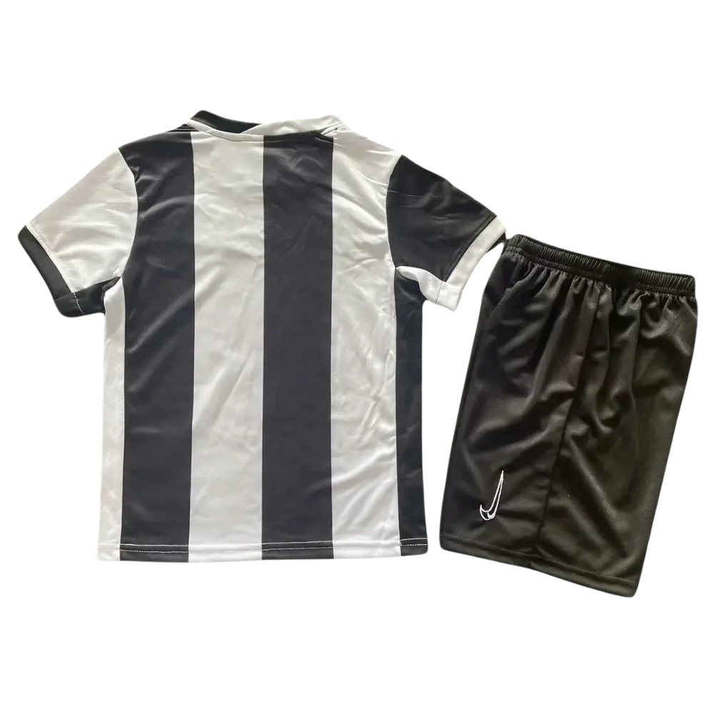 kit-infantil-corinthians-iii-24-25-nike-preto-e-branco
