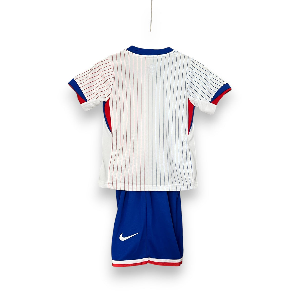 kit-infantil-selecao-da-franca-ii-24-25-nike-branco-e-azul